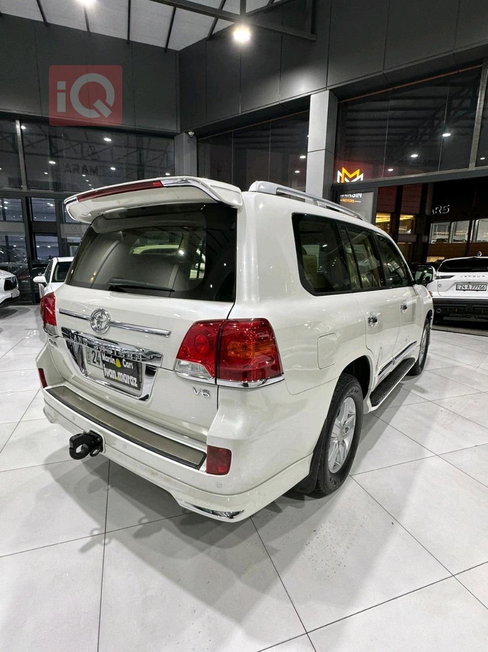 تويوتا لاندكروزر